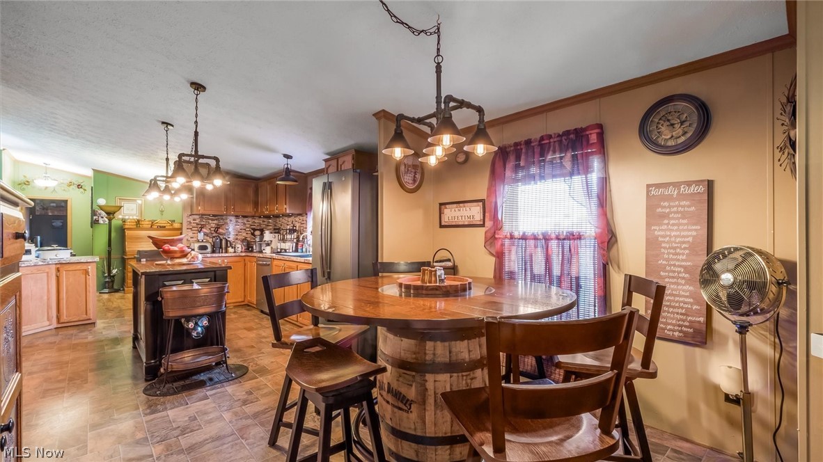 5975 Cambridge Road New Concord OH 43762