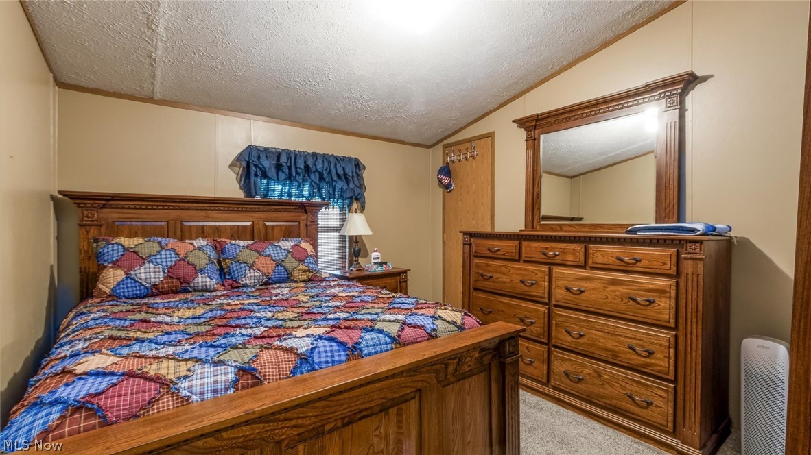 5975 Cambridge Road New Concord OH 43762