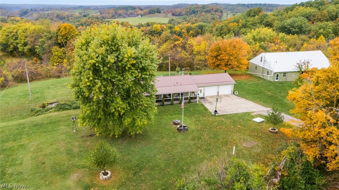 5975 Cambridge Road New Concord OH 43762
