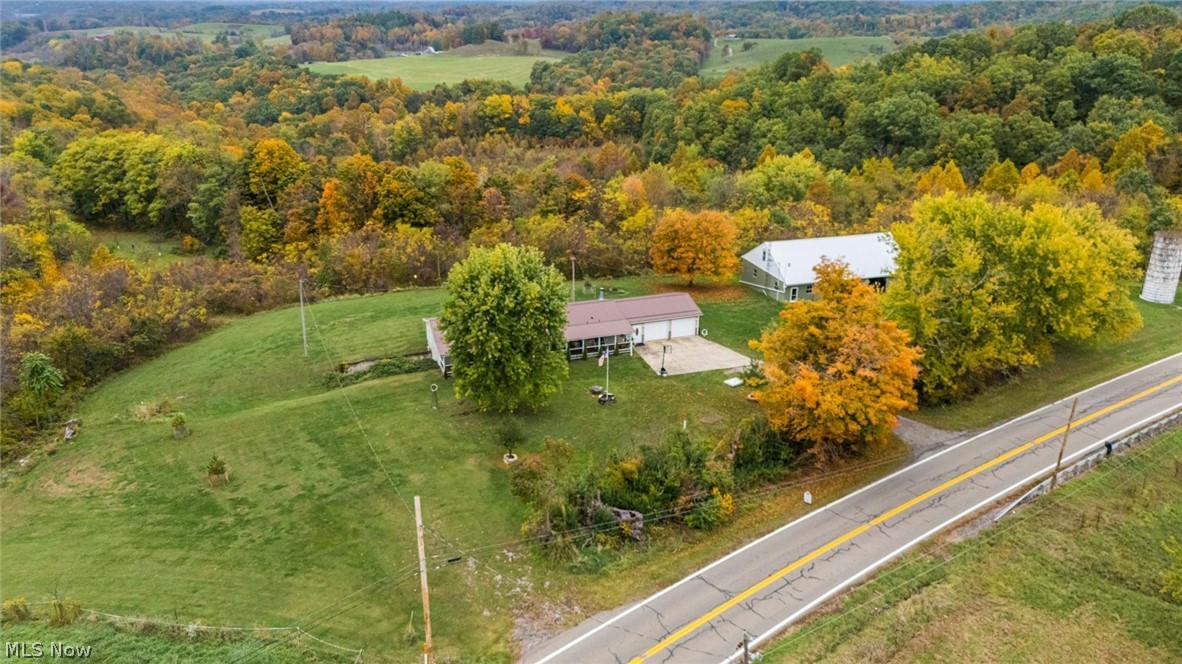 5975 Cambridge Road New Concord OH 43762