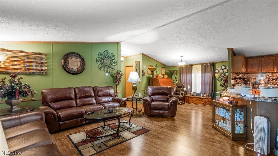 5975 Cambridge Road New Concord OH 43762