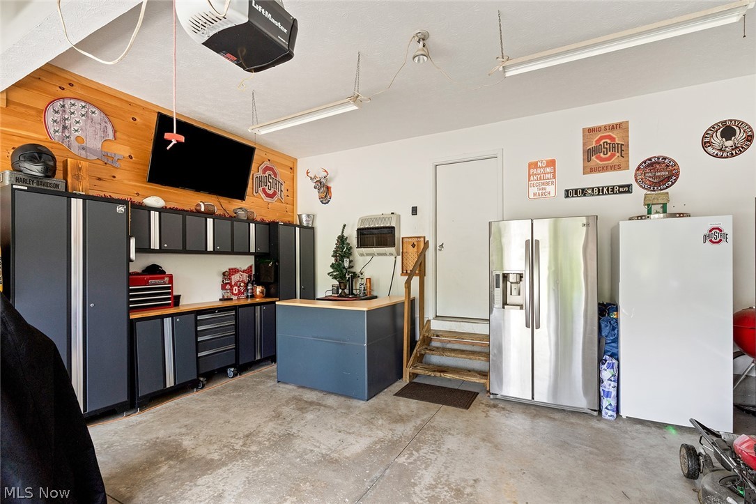 213 Potters Circle Girard OH 44420