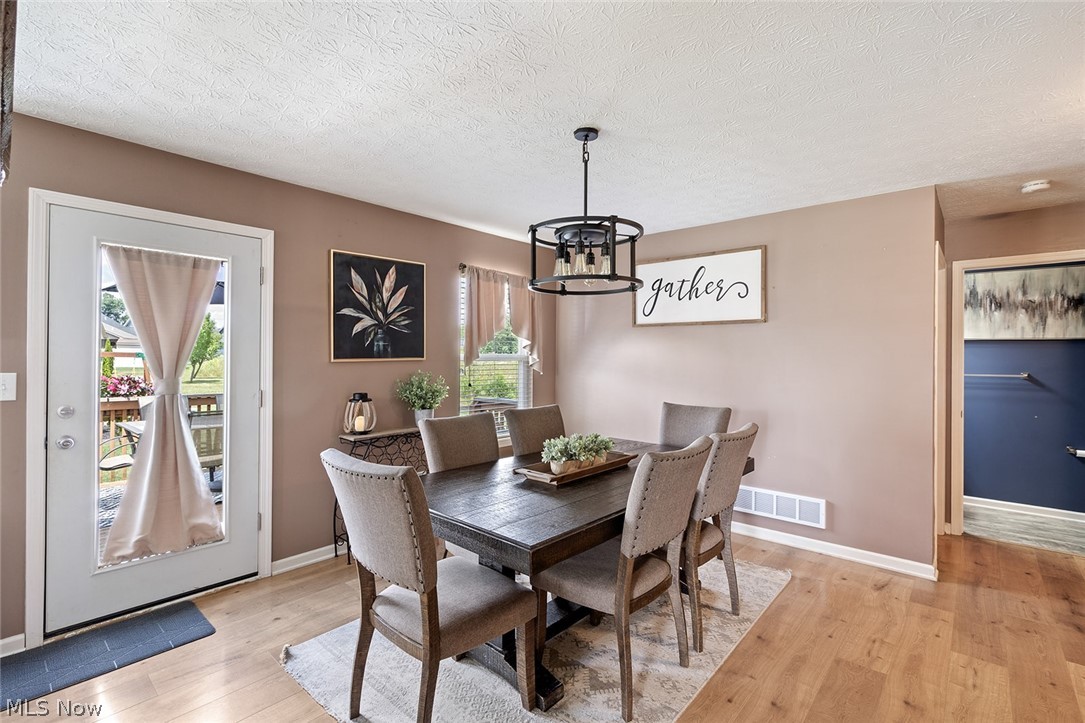 213 Potters Circle Girard OH 44420