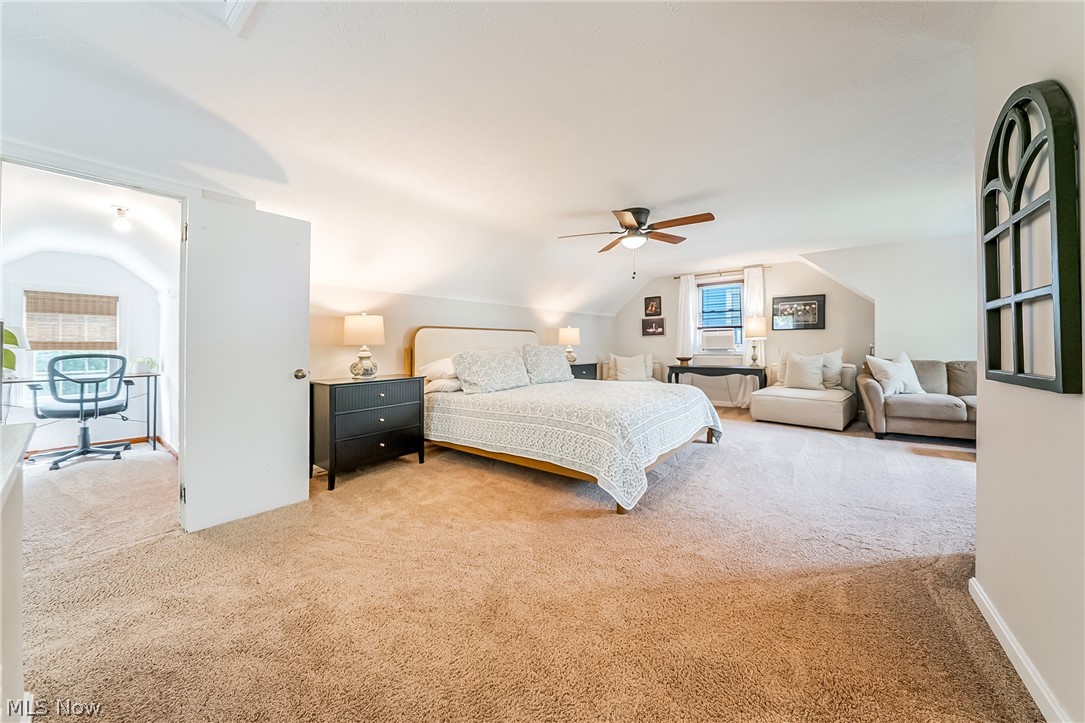 1376 Parkview Drive Lyndhurst OH 44124