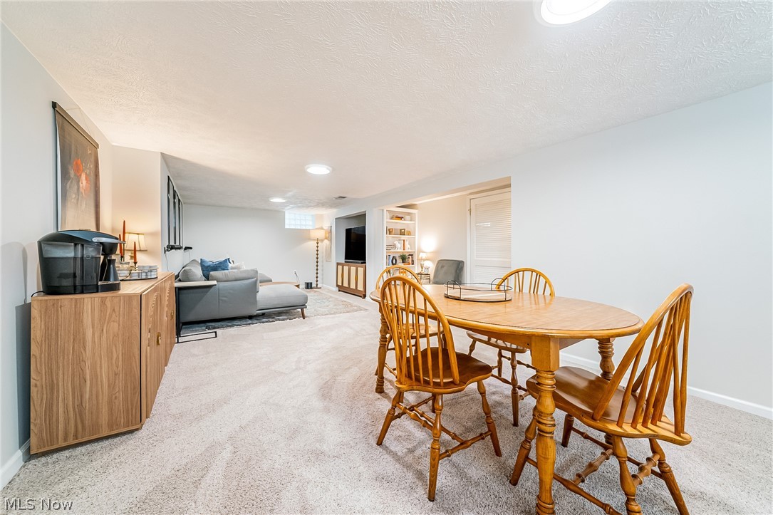 1376 Parkview Drive Lyndhurst OH 44124