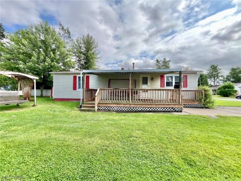 443 Morgan Court Lagrange OH 44050