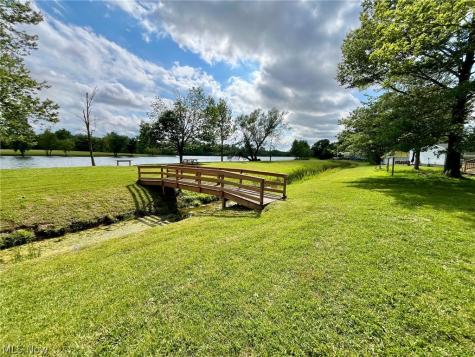 443 Morgan Court Lagrange OH 44050
