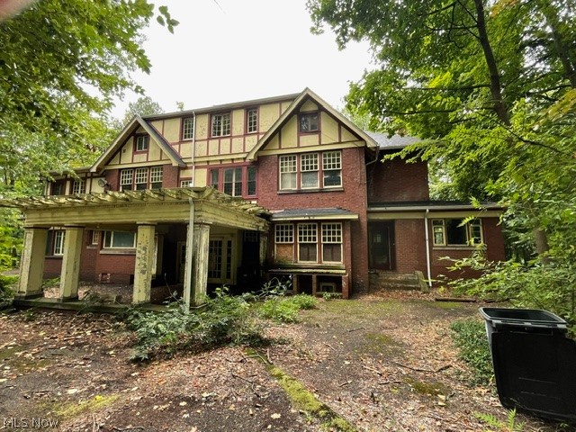 74 Maplewood Avenue Akron OH 44313