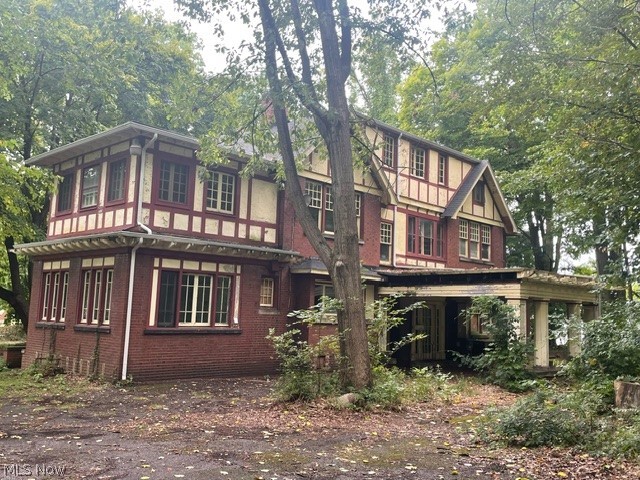 74 Maplewood Avenue Akron OH 44313