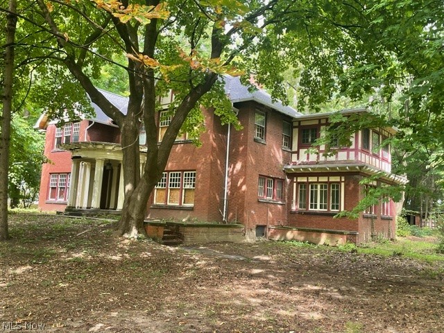 74 Maplewood Avenue Akron OH 44313