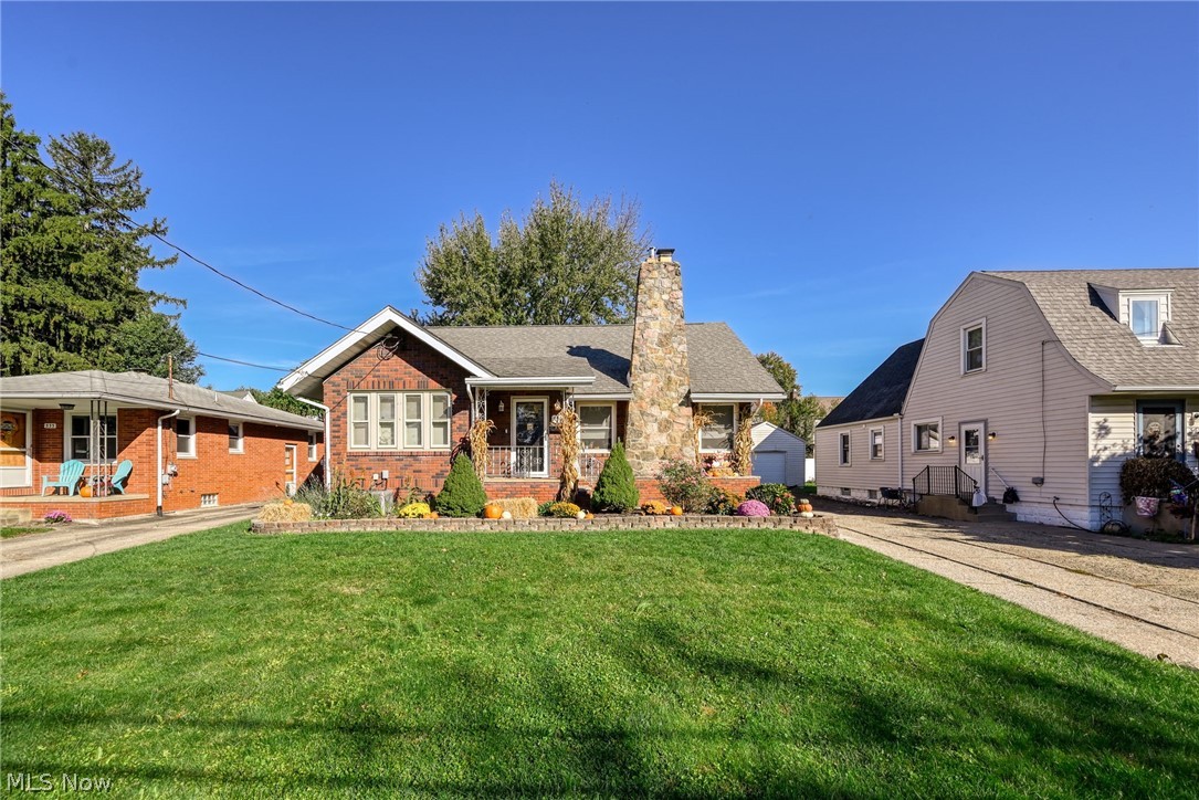 339 E Ford Avenue Barberton OH 44203