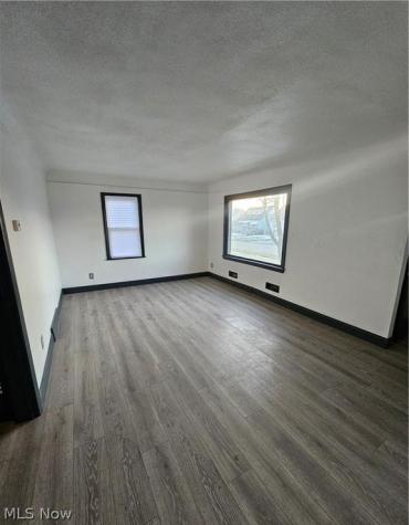 4063 E 148th Street Cleveland OH 44128