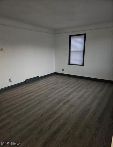 4063 E 148th Street Cleveland OH 44128