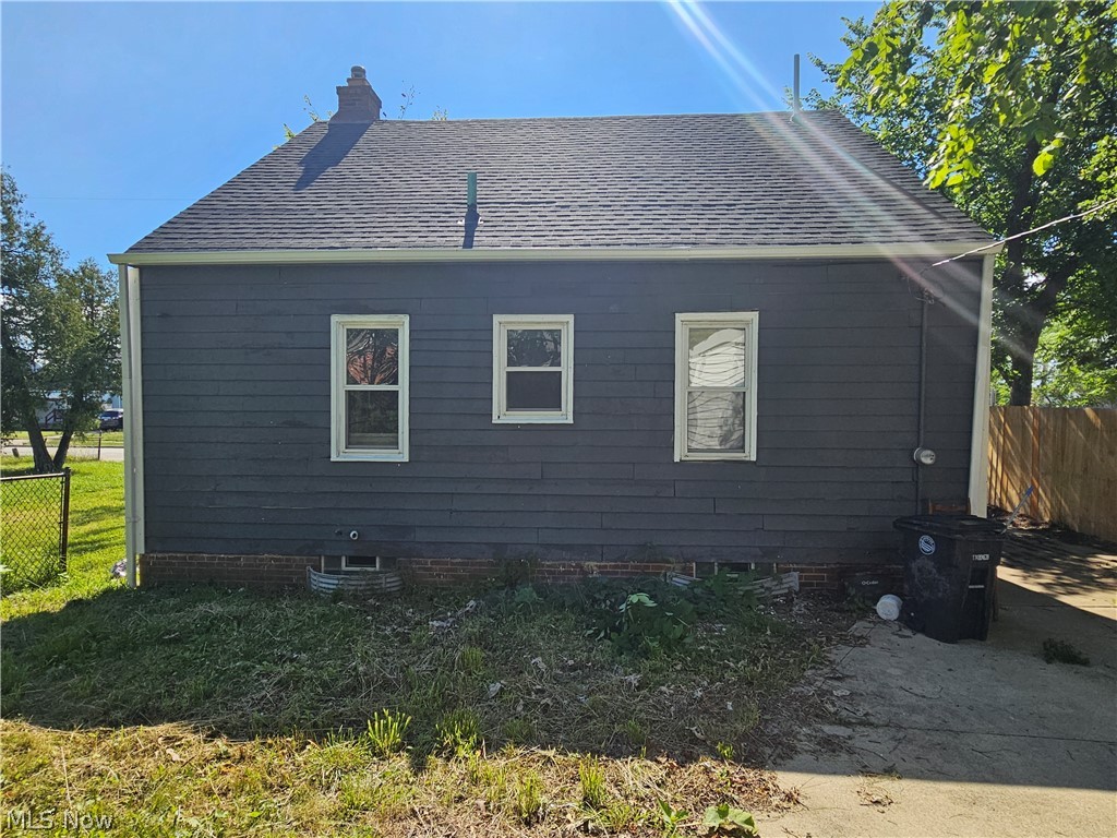 4063 E 148th Street Cleveland OH 44128
