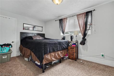 811 E Crosier Street Akron OH 44306