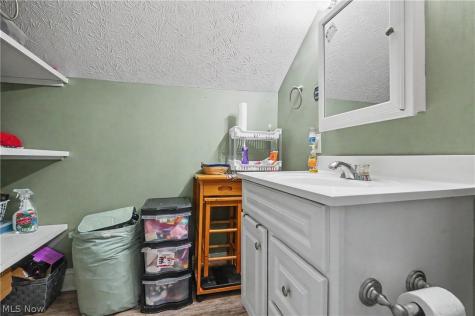 811 E Crosier Street Akron OH 44306