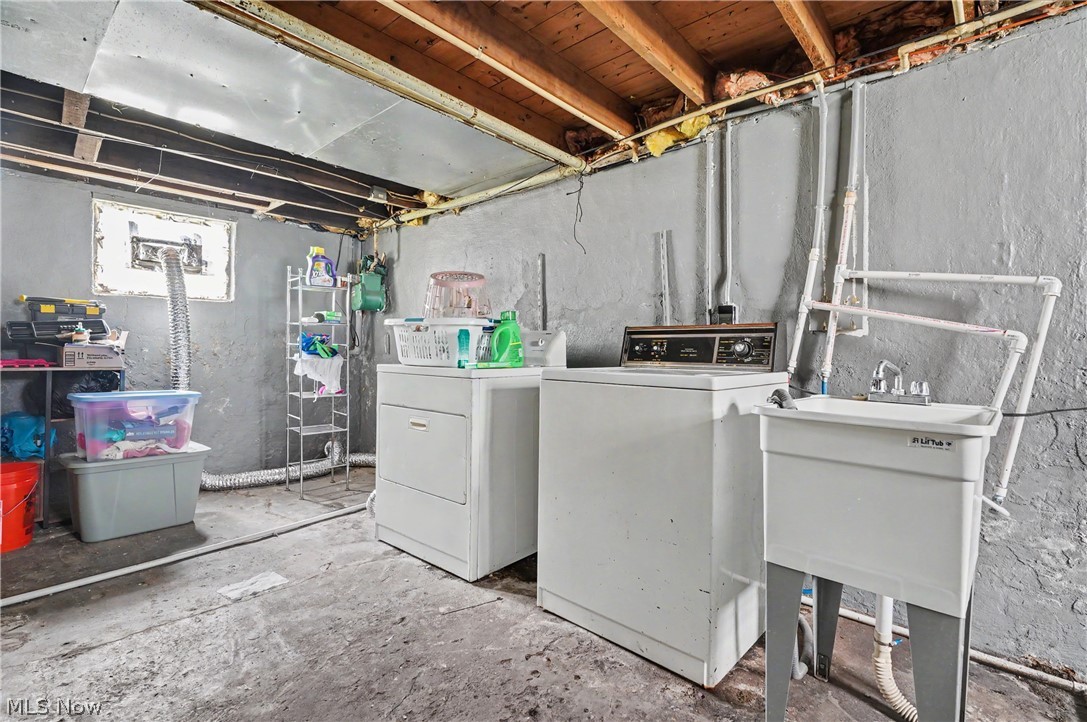 811 E Crosier Street Akron OH 44306