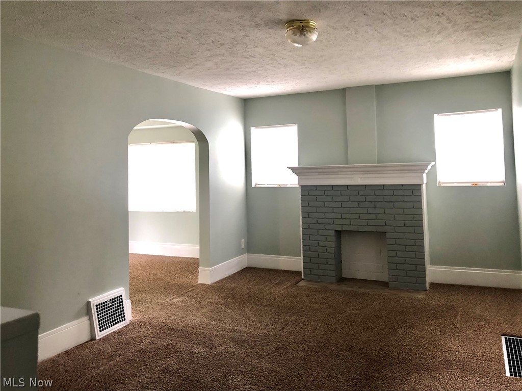811 E Crosier Street Akron OH 44306