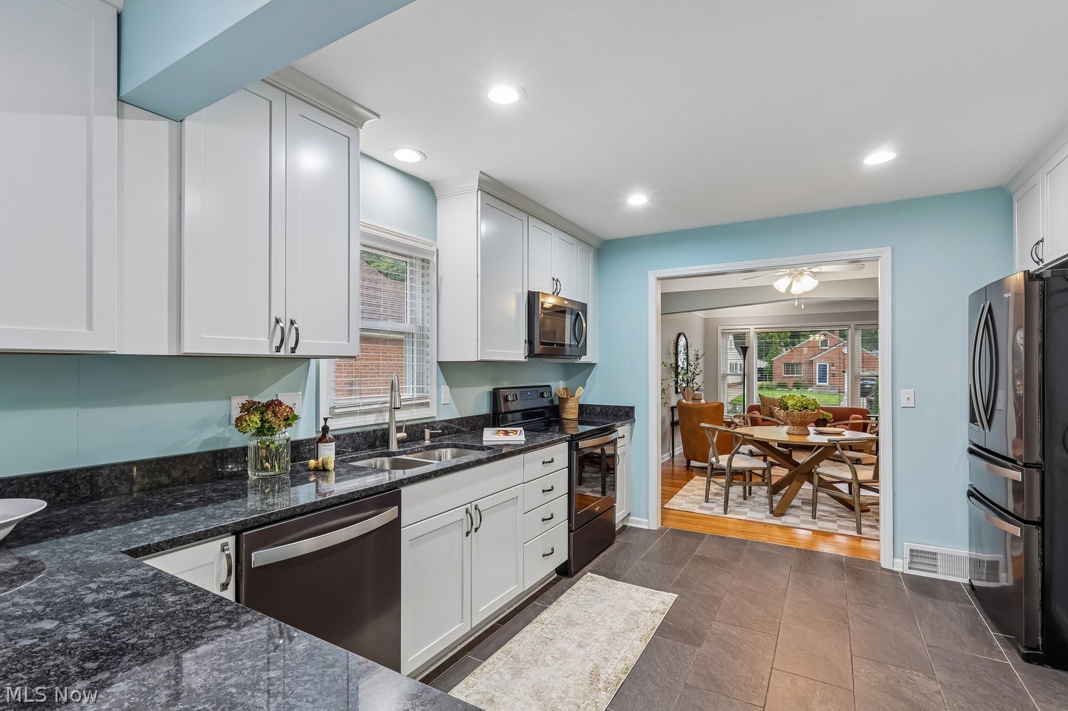 24023 E Oakland Road Bay Village OH 44140