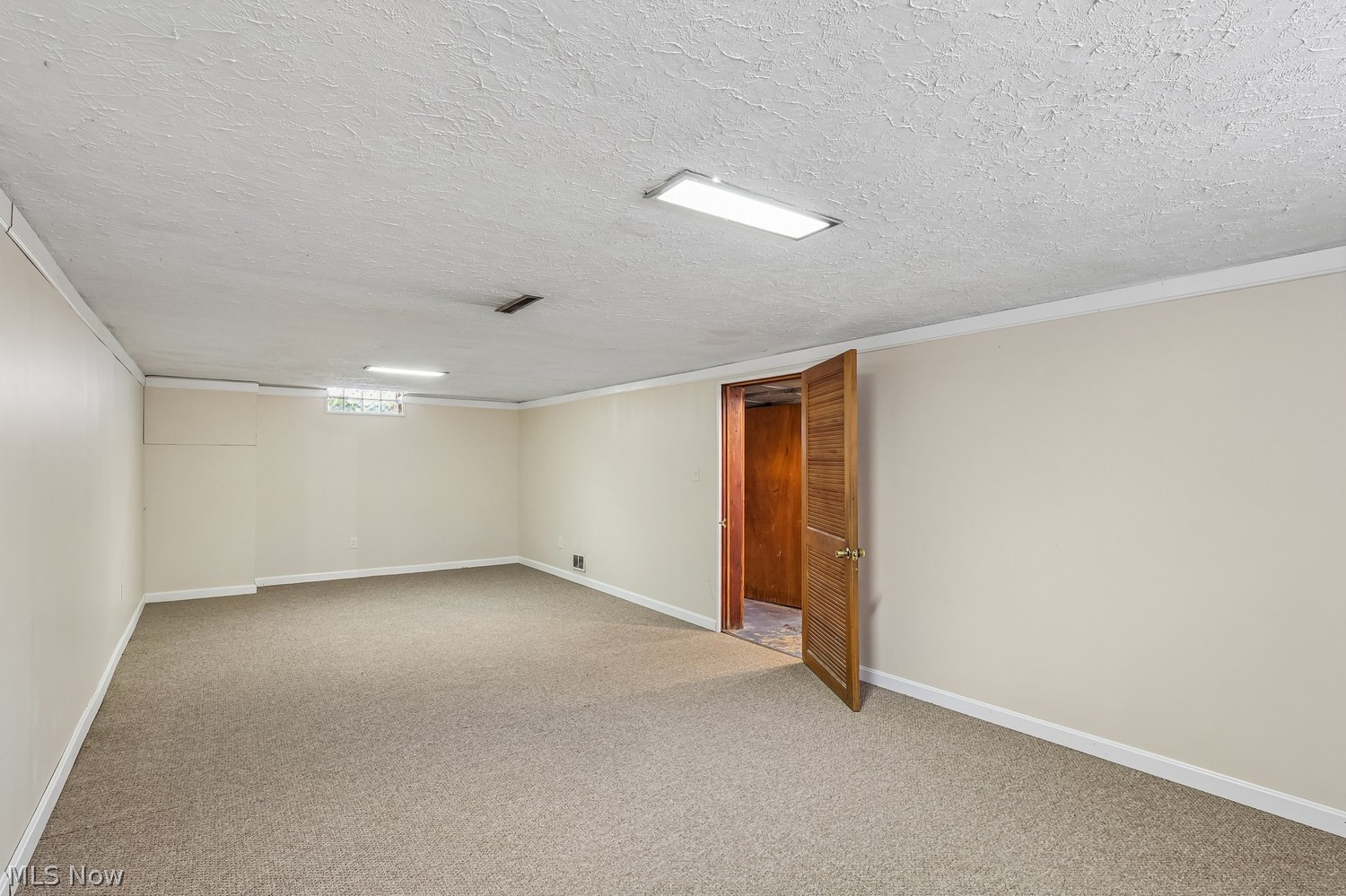 24023 E Oakland Road Bay Village OH 44140