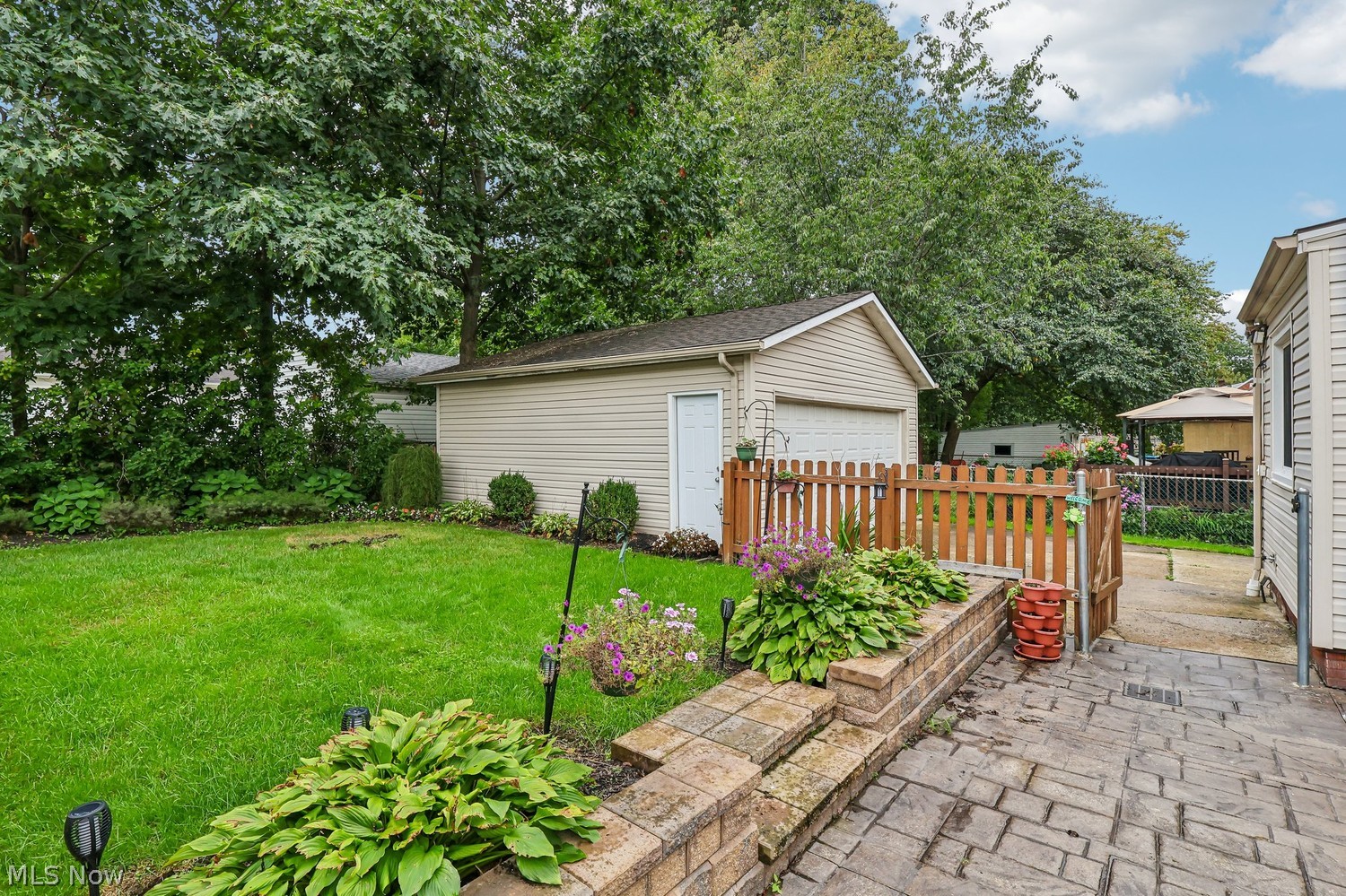 24023 E Oakland Road Bay Village OH 44140