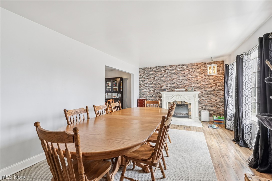 1682 Arthur Drive NW Warren OH 44485