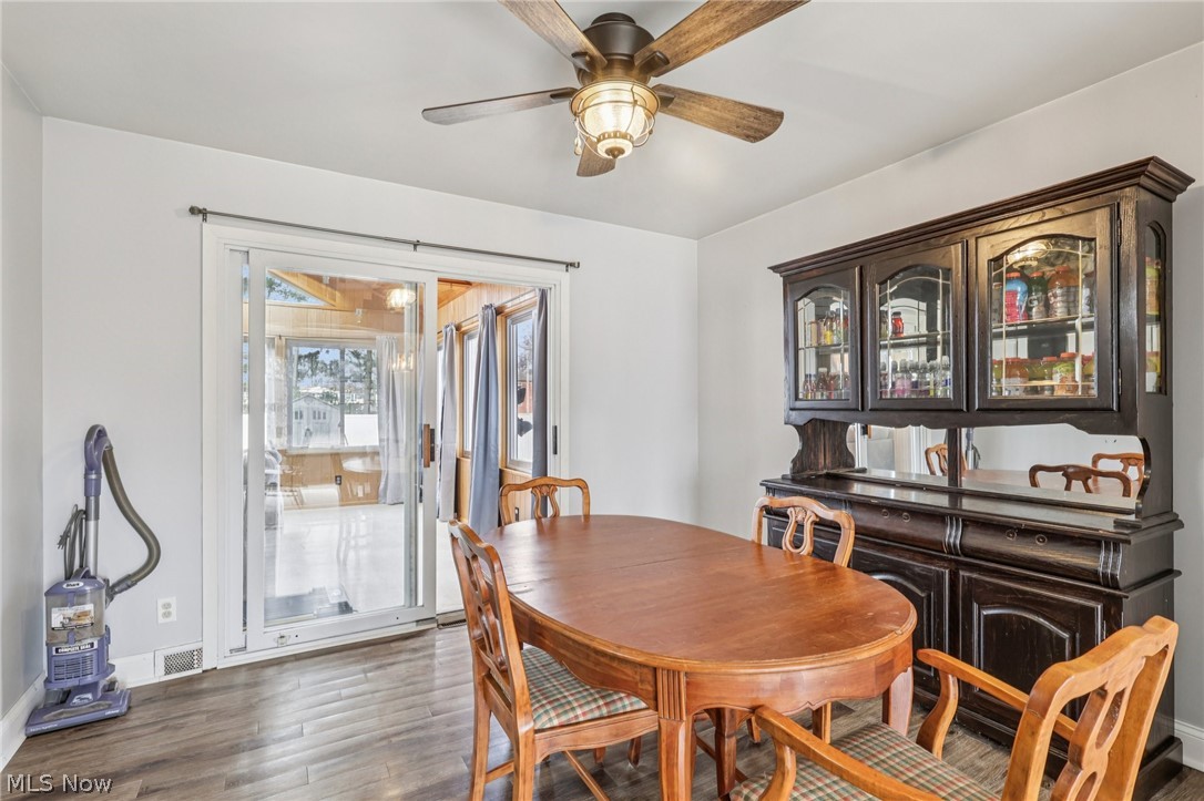 1682 Arthur Drive NW Warren OH 44485