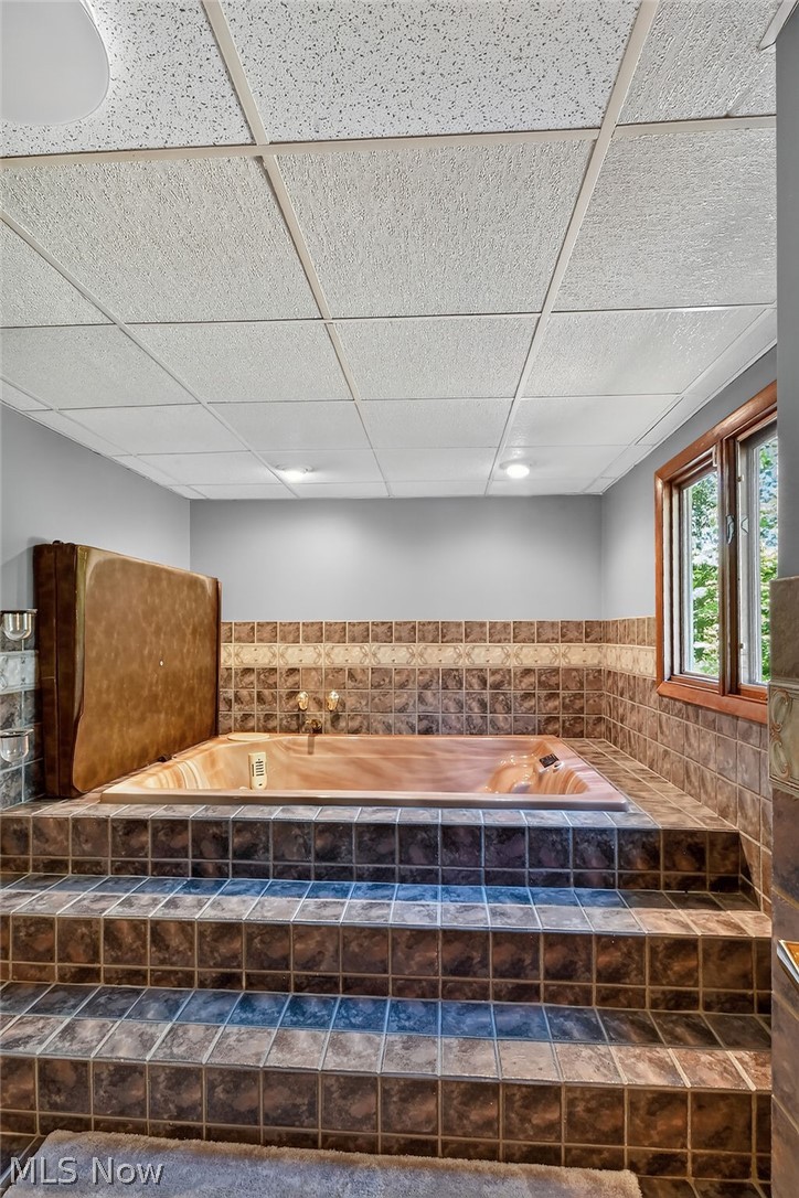 17506 Leggett Road Montville OH 44064
