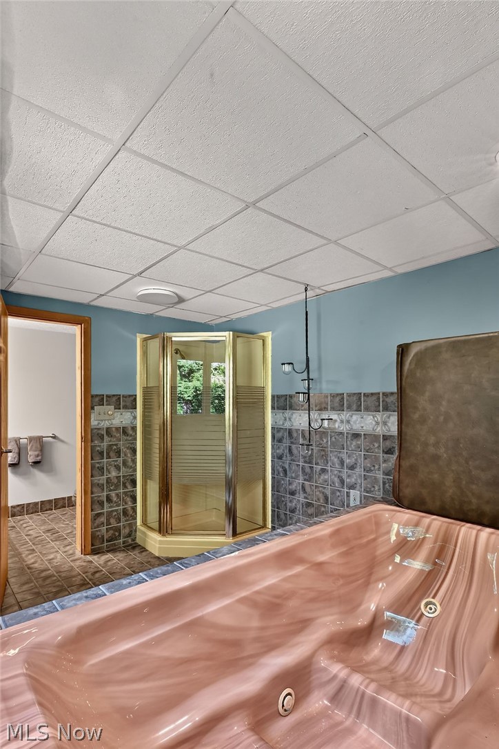 17506 Leggett Road Montville OH 44064