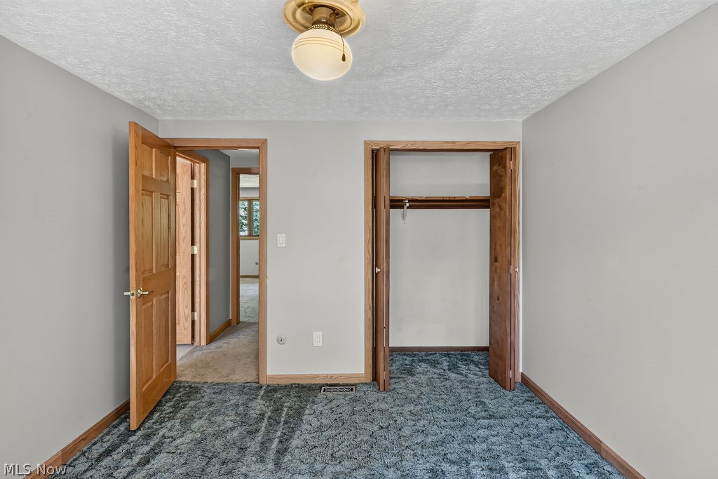 17506 Leggett Road Montville OH 44064