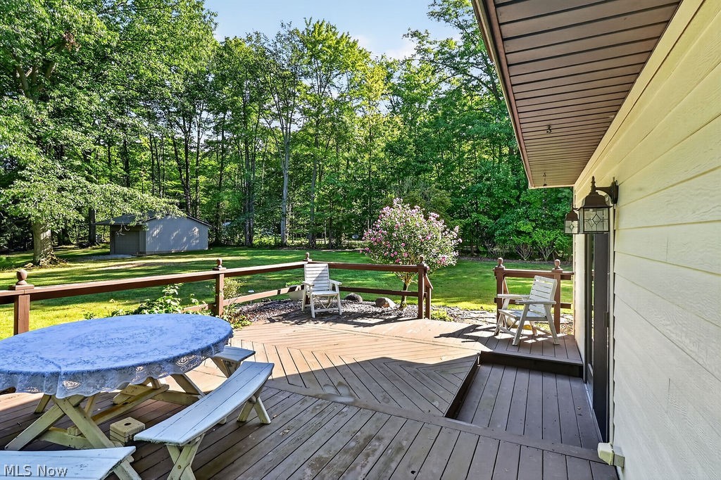 17506 Leggett Road Montville OH 44064