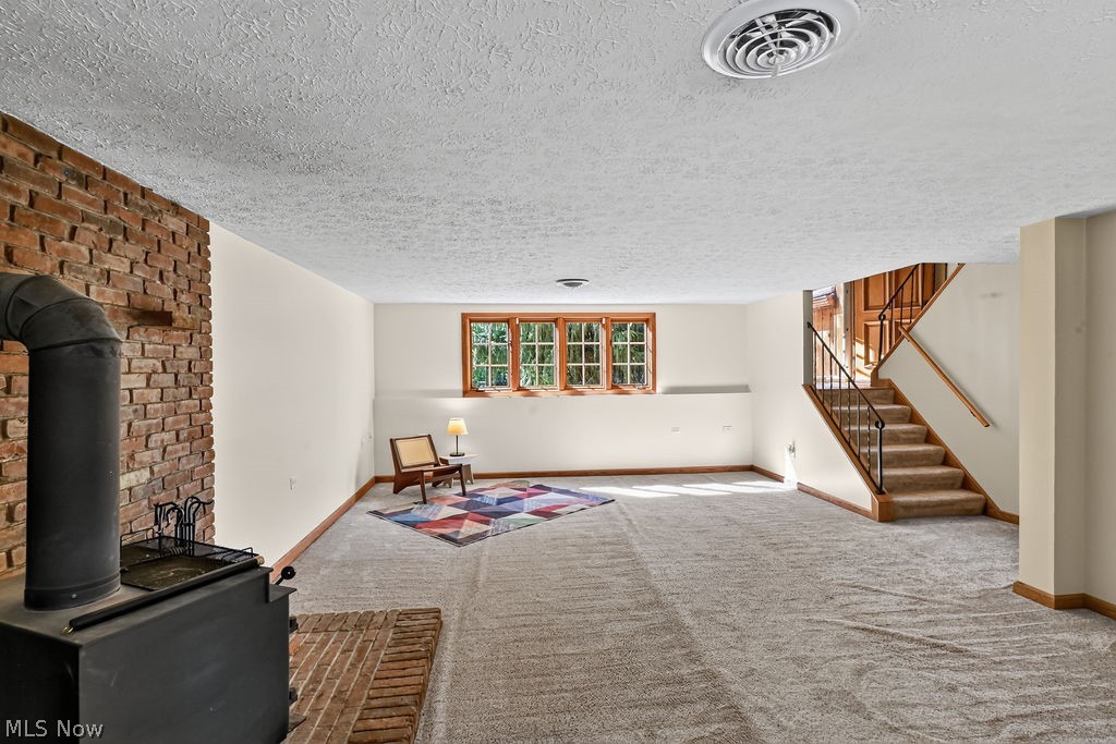 17506 Leggett Road Montville OH 44064