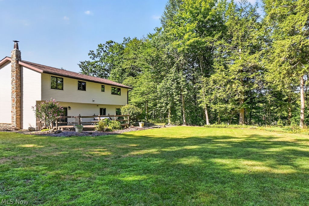 17506 Leggett Road Montville OH 44064