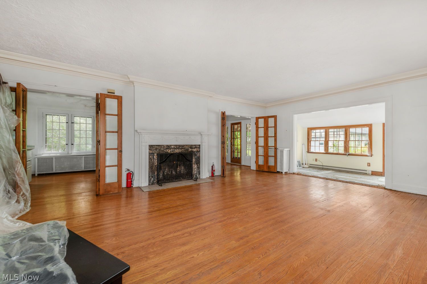 10707 Edgewater Drive Cleveland OH 44102