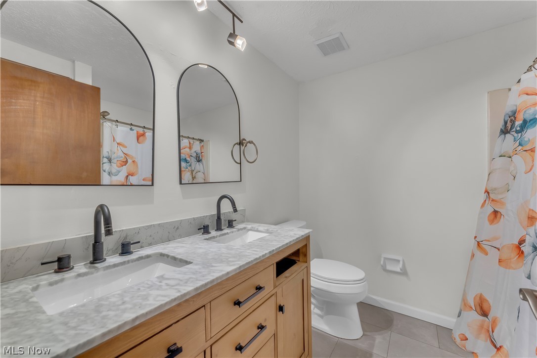 6566 Stoney Ridge Road North Ridgeville OH 44039