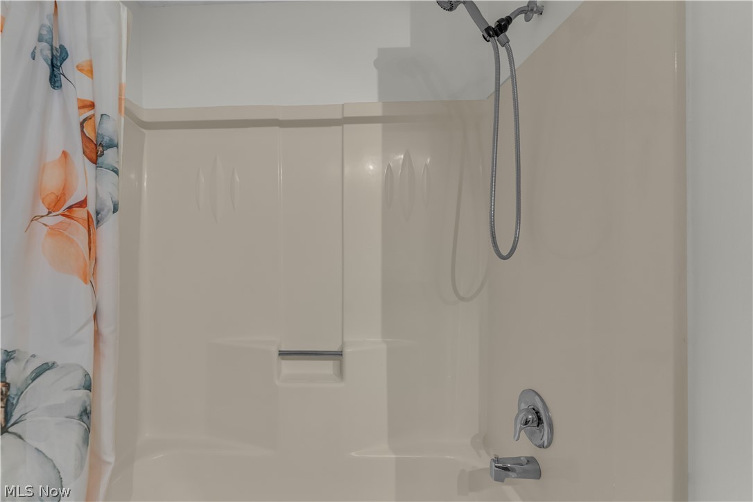 6566 Stoney Ridge Road North Ridgeville OH 44039