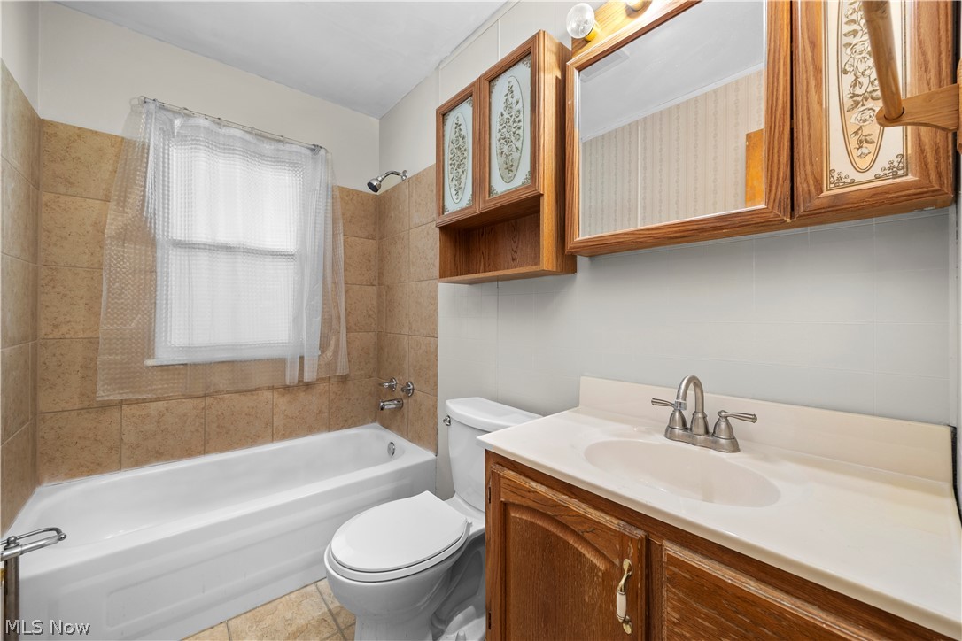 12809 Mcgowan Avenue Cleveland OH 44135