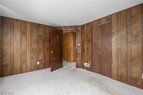 12809 Mcgowan Avenue Cleveland OH 44135