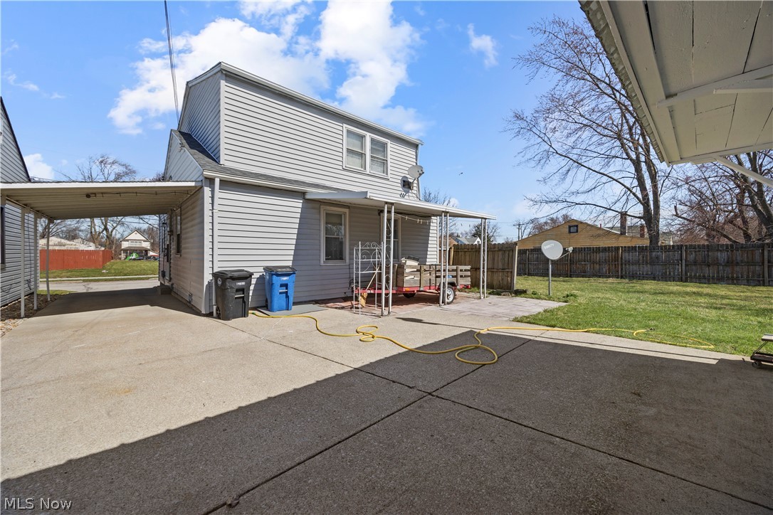 12809 Mcgowan Avenue Cleveland OH 44135