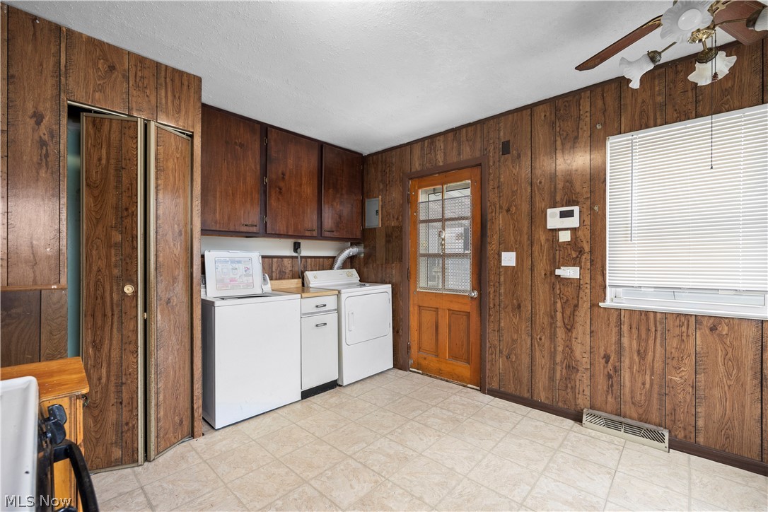 12809 Mcgowan Avenue Cleveland OH 44135
