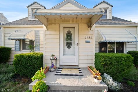2738 Silverdale Avenue Cleveland OH 44109