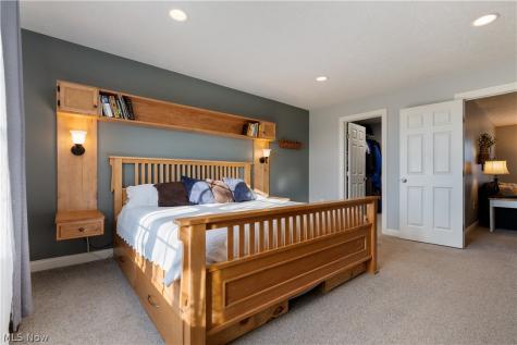 2343 Pebble Brook Path Orrville OH 44667