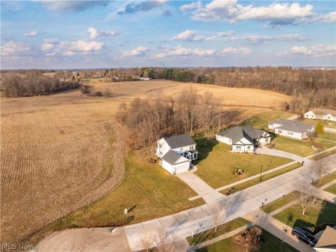 2343 Pebble Brook Path Orrville OH 44667
