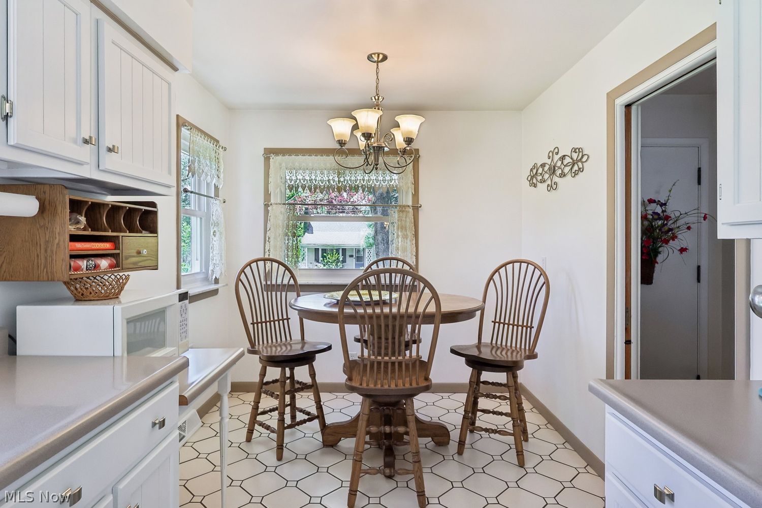 1575 Wiltshire Road Akron OH 44313