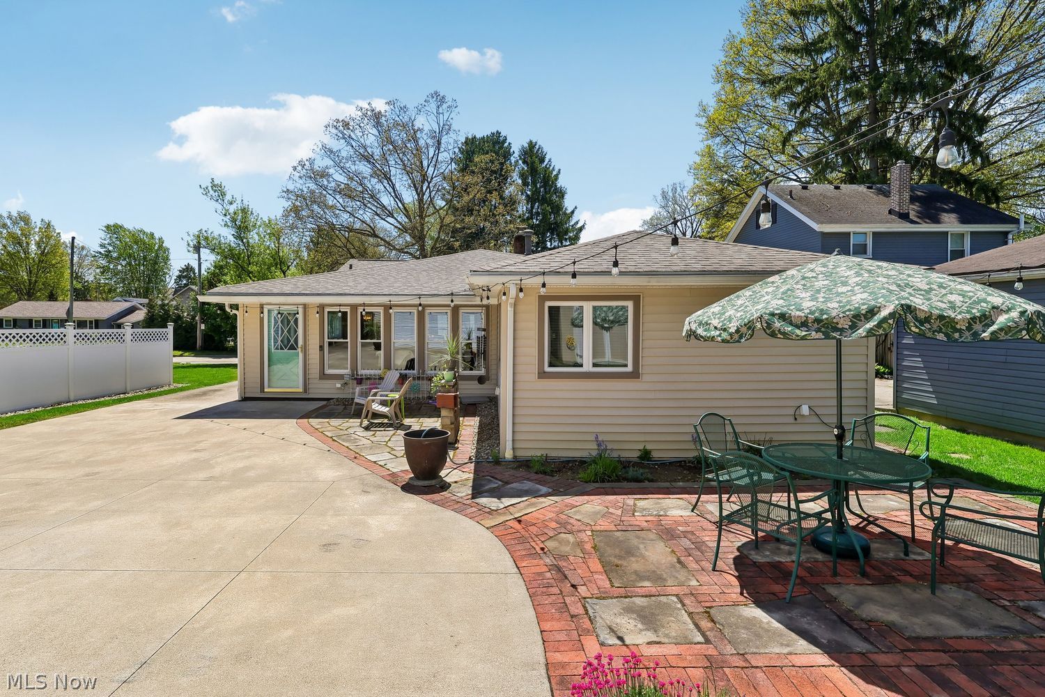 1575 Wiltshire Road Akron OH 44313