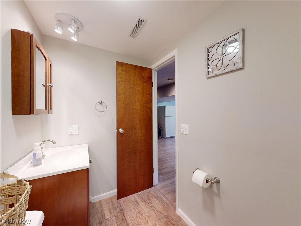 374 Union Street Bedford OH 44146