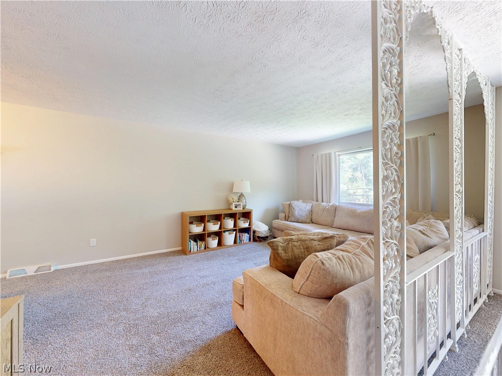 374 Union Street Bedford OH 44146