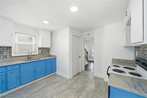 1068 Nela View Road Cleveland Heights OH 44112