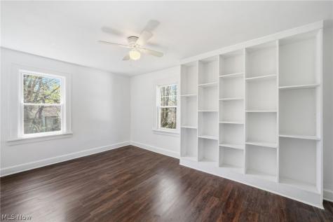 1068 Nela View Road Cleveland Heights OH 44112