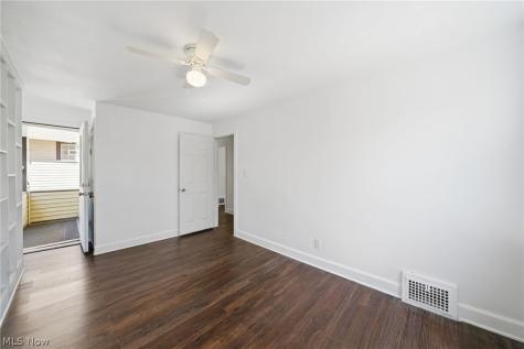 1068 Nela View Road Cleveland Heights OH 44112
